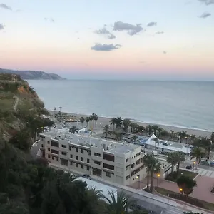 el-capistrano-playa-301.hotelsinnerja.org/
